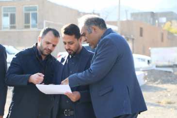 بازدید میدانی مدیرعامل از پروژه‌های عمرانی؛ برنامه ریزی رفع موانع جهت تسریع در تکمیل پروژه های جاری