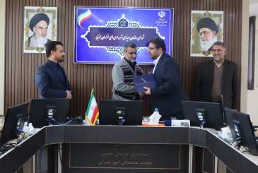با حضور معاون هماهنگی امور عمرانی استانداری : تقدیر از 5 تن از شهرداران استان