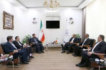 دیدار معاونت مدیریت شعب بانک صادرات خراسان جنوبی با مدیرعامل سازمان همیاری شهرداری‌ها