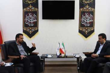 نشست مشترک مدیرعامل سازمان همیاری شهرداری های خراسان جنوبی با مدیرشعب بانک ملت