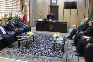 دیدار مدیرعامل سازمان همیاری شهرداری های خراسان جنوبی با ریاست اداره امور شعب بانک ملی استان
