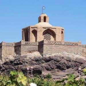 آرامگاه ابن حسام خوسفی