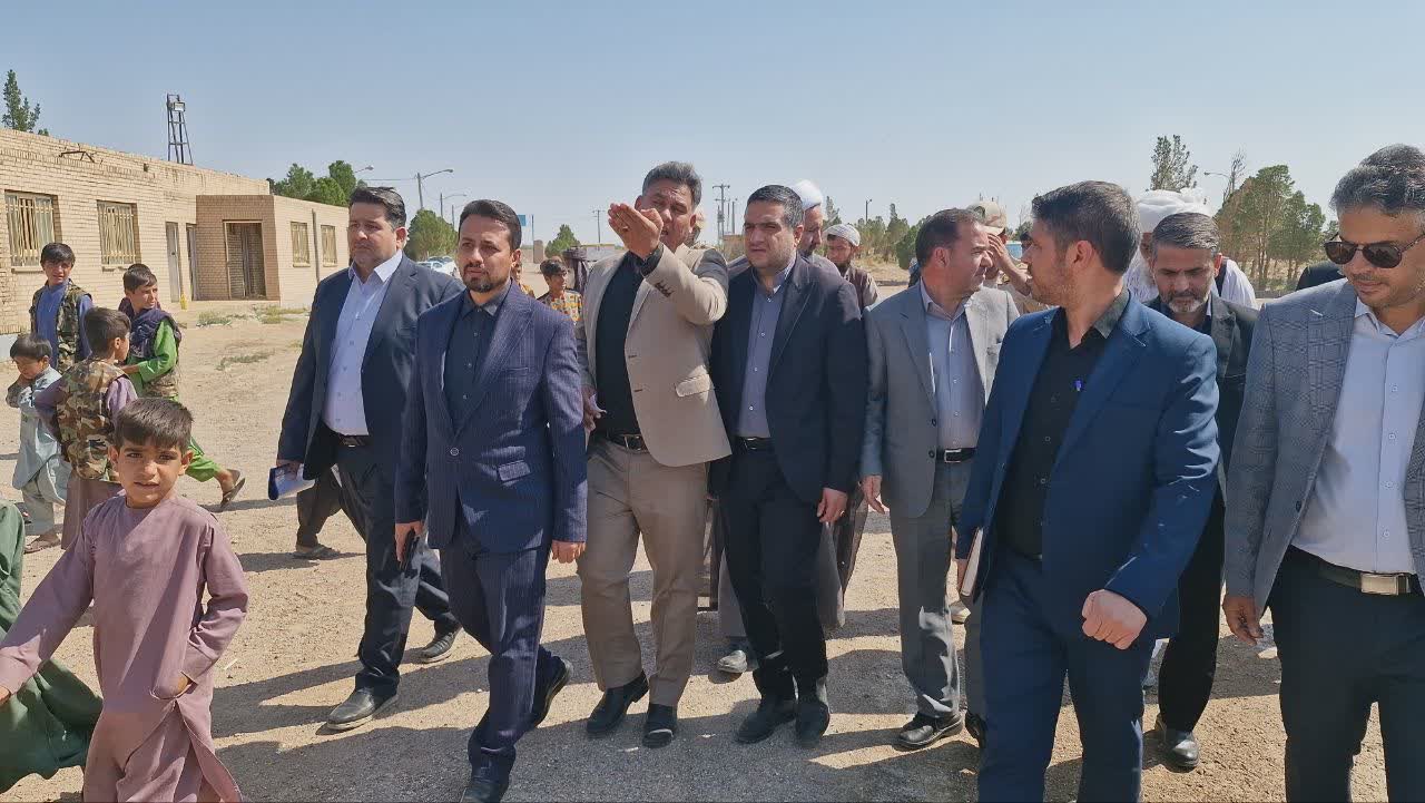 بازدید نماینده مردم شهرستان های قاین و زیرکوه در مجلس و مدیرعامل سازمان از بازارچه مرزی یزدان