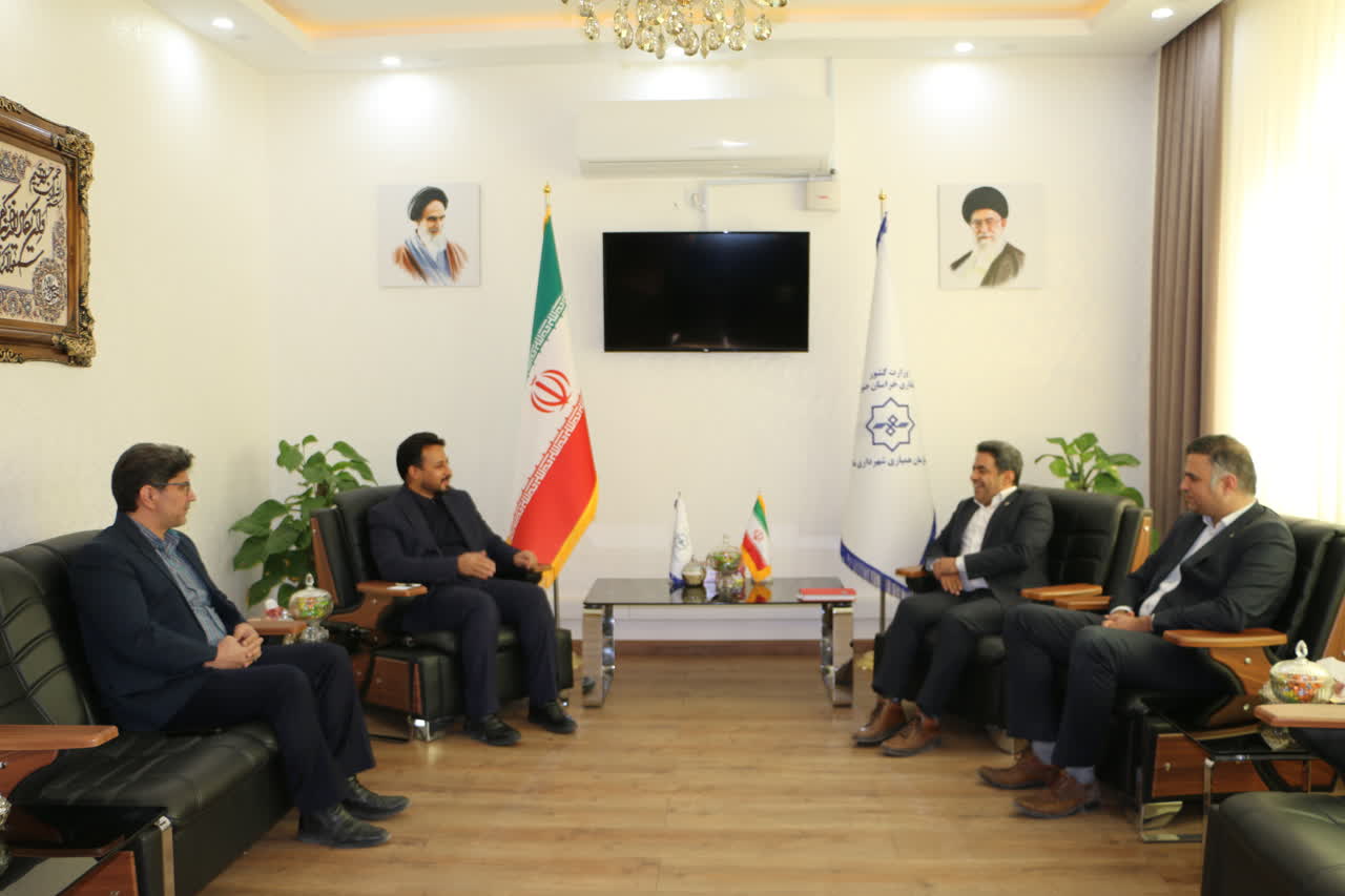 دیدار مدیر عامل بانک شهر استان با مدیر عامل سازمان؛ تعریف روش های نوین در تأمین منابع لازم برای پروژه های اقتصادی