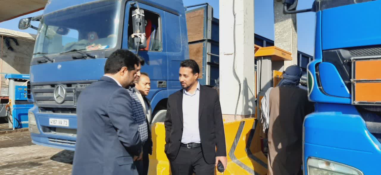 بازدید مدیر عامل سازمان از جایگاه های عرضه سوخت و ترانشیپ فرآورده های نفتی سازمان در مرز ماهیرود