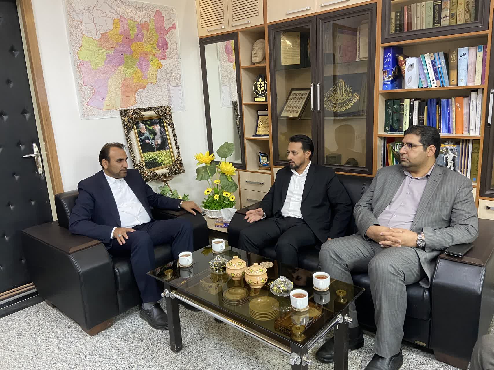 نشست مشترک مدیرعامل سازمان همیاری شهرداری های خراسان جنوبی با فرماندار شهرستان نهبندان