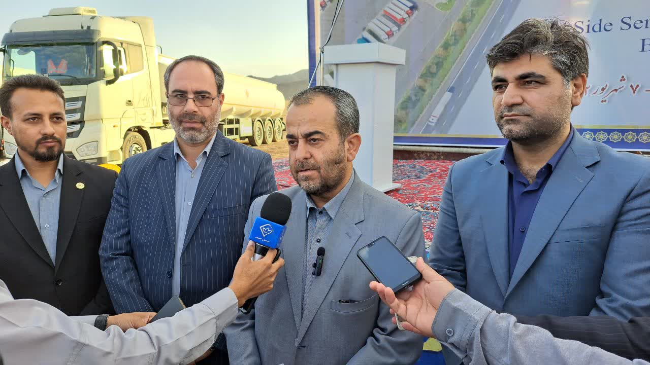 عملیات اجرایی بزرگترین مجتمع خدماتی و تیر پارک شرق کشور
